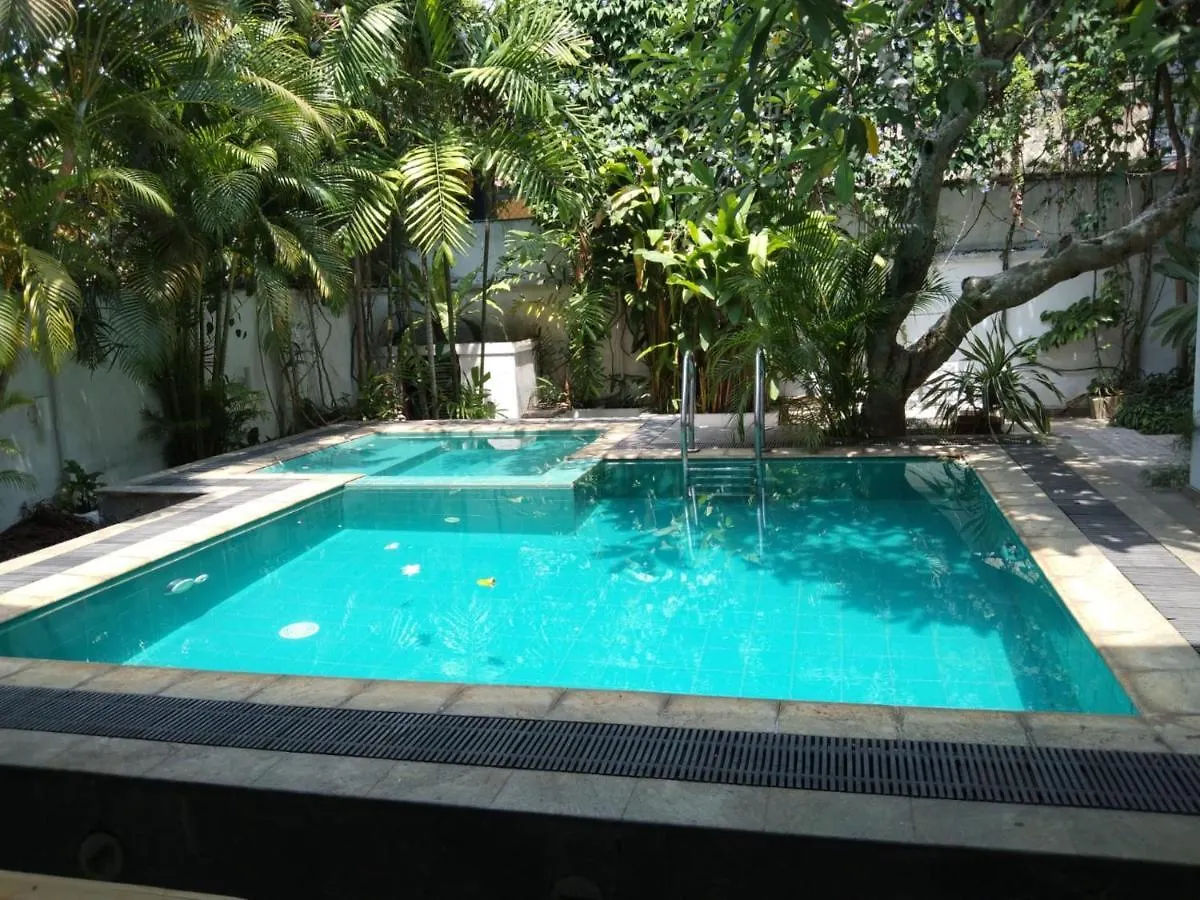 Ellen\u2019s Place Colombo