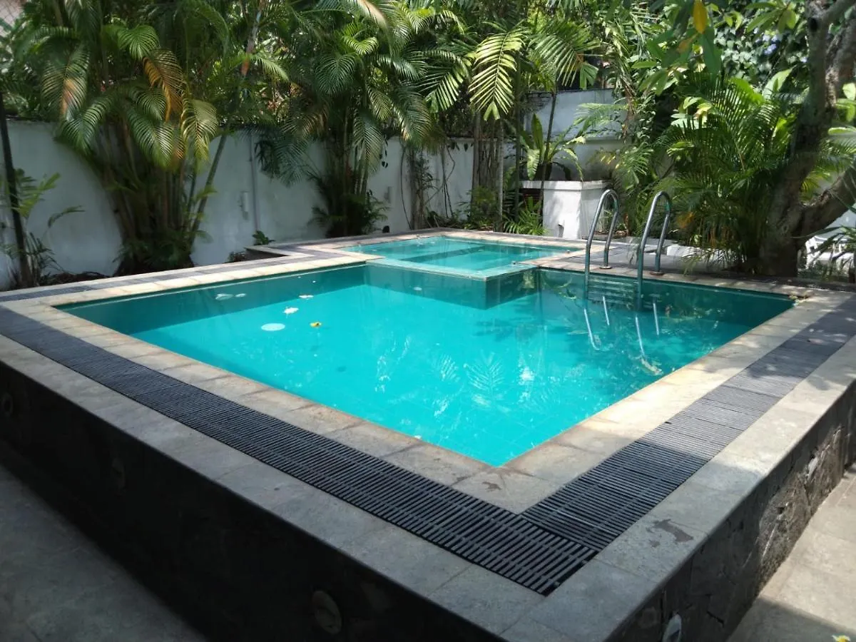 Ellen\u2019s Place Colombo Hotel