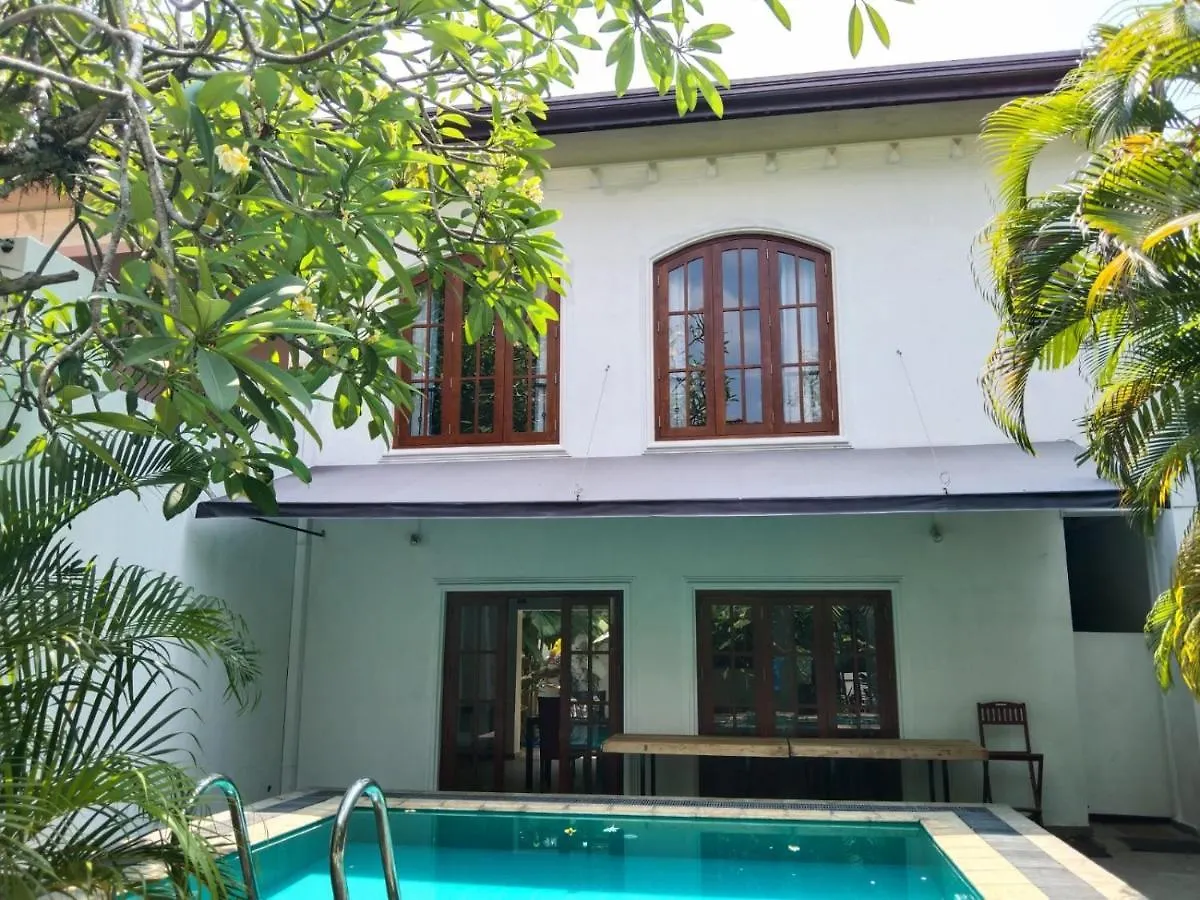 Ellen\u2019s Place Colombo 3*,  Sri Lanka