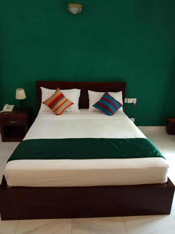 Hotel Ellen'S Place Colombo