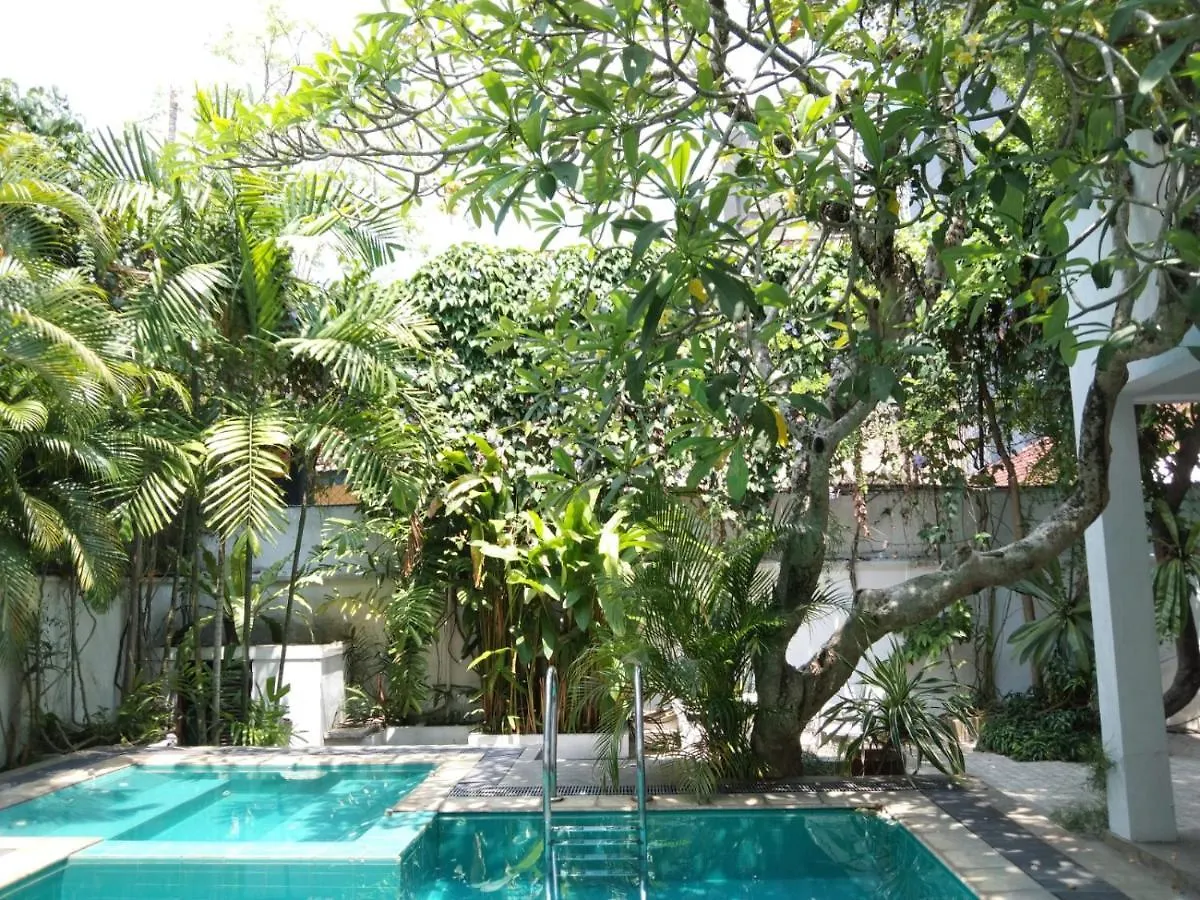 Hotel Ellen'S Place Colombo