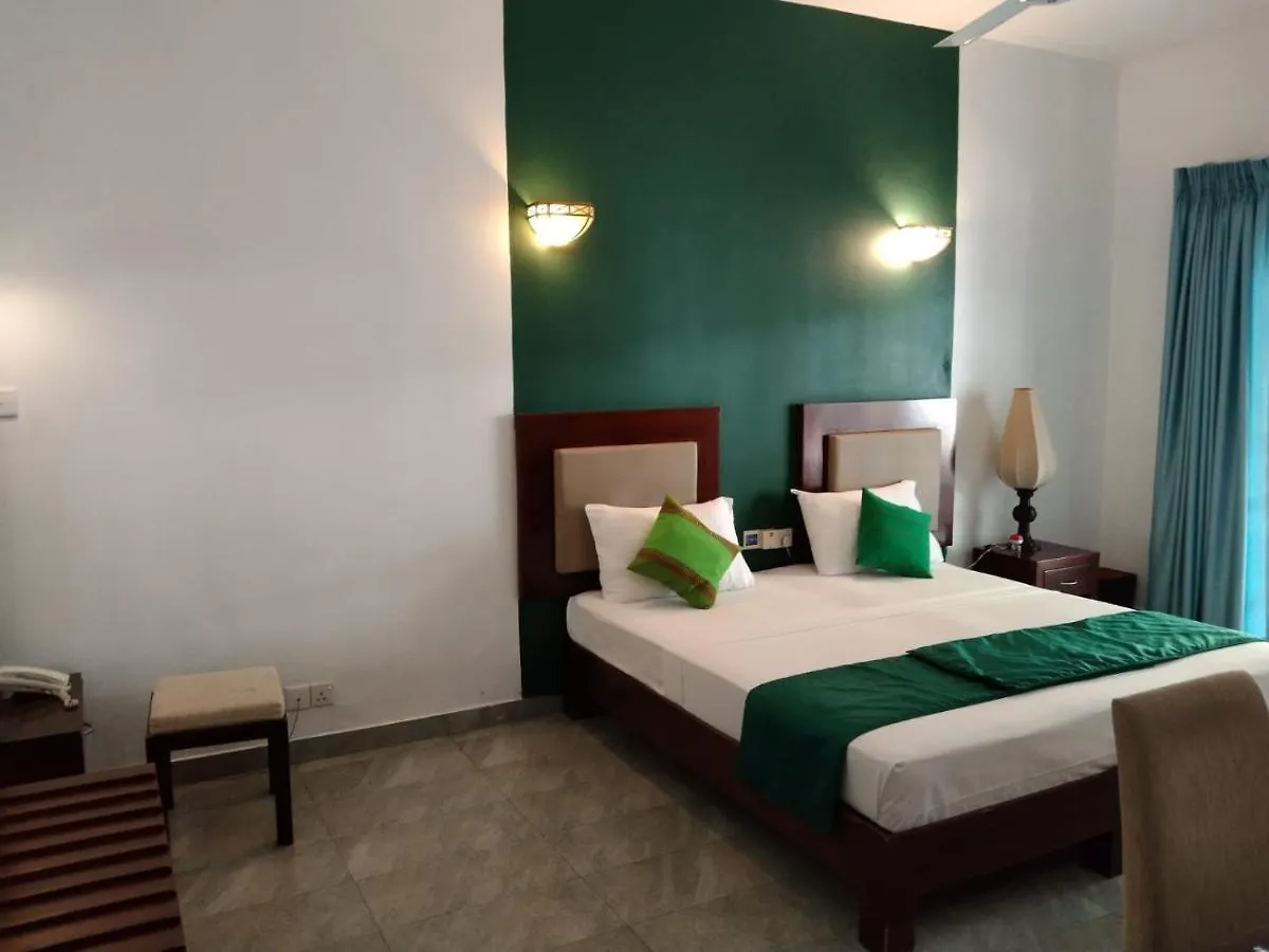 Hotel Ellen'S Place Colombo