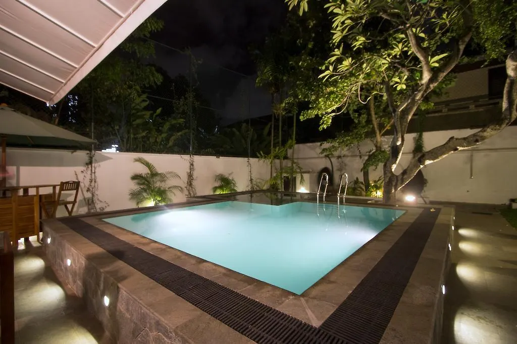 Ellen'S Place Colombo Hotel