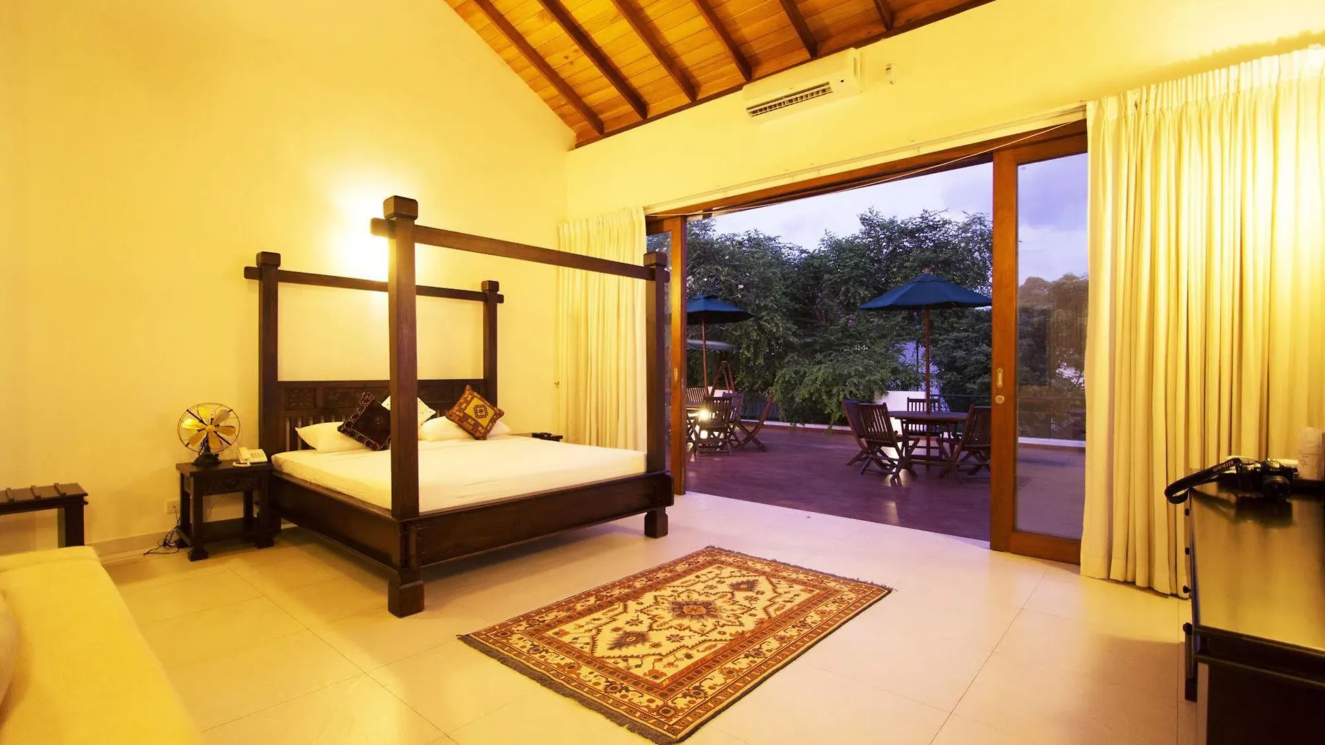 *** Hotel Ellen'S Place Colombo Sri Lanka